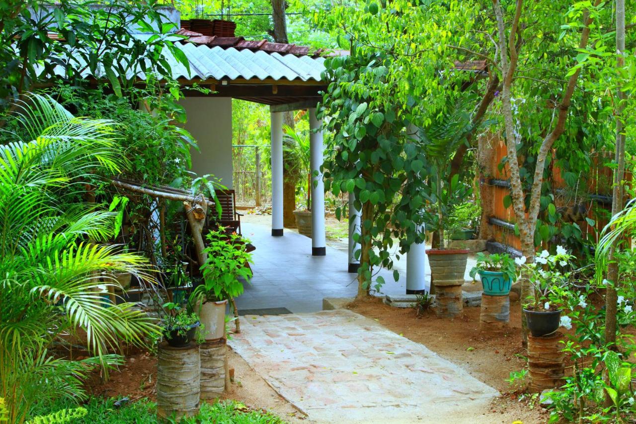 Nature Park Uda Walawe Extérieur photo